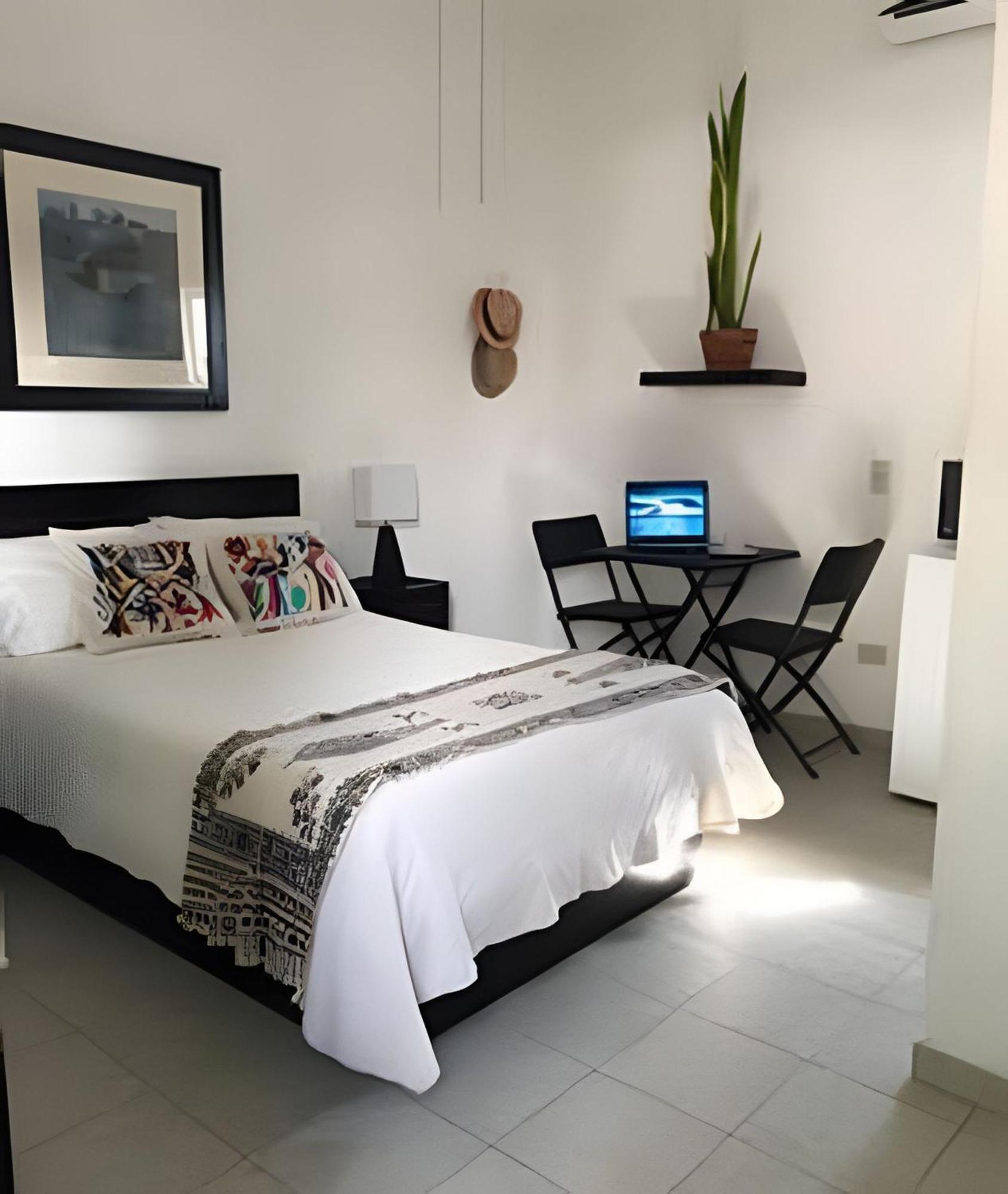 12 De Octubre Appartement Cabo San Lucas Buitenkant foto